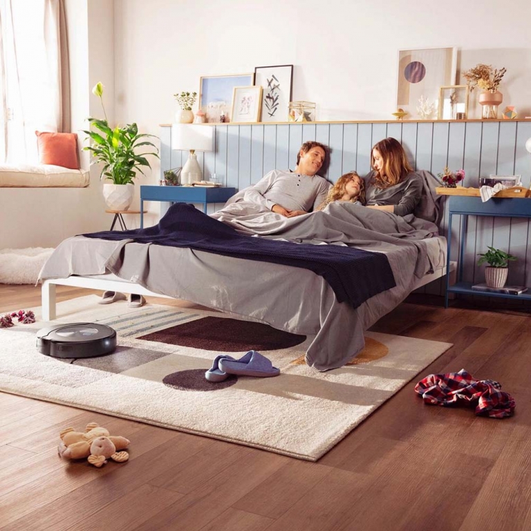 Roomba® j7+ Combo vas takođe obaveštava o čišćenje.