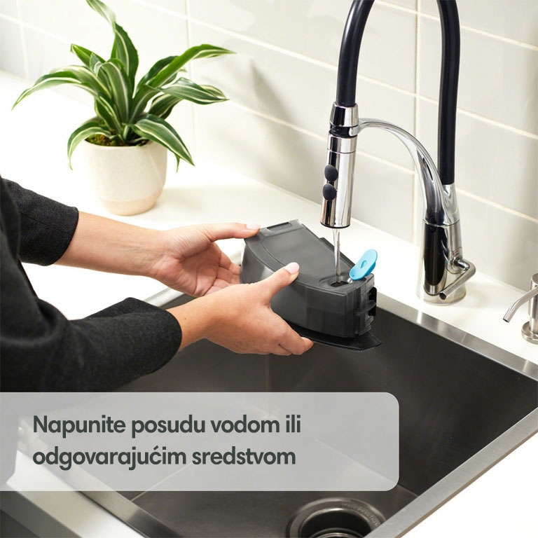 iRobot Roomba Combo j5+ (j5576) robotski usisivač i brisač 